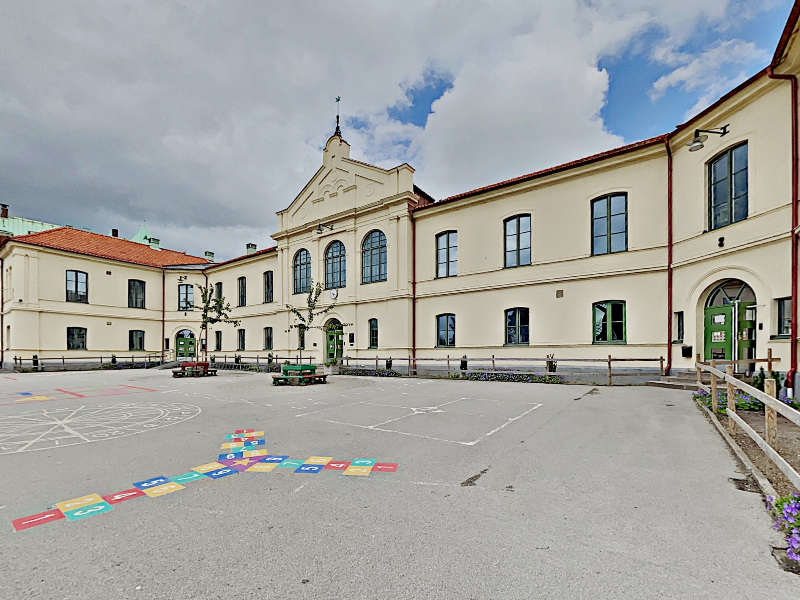 Skolgården på Vittra Landborgen